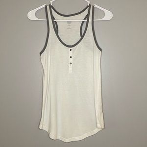 Women’s Relaxed Tank top